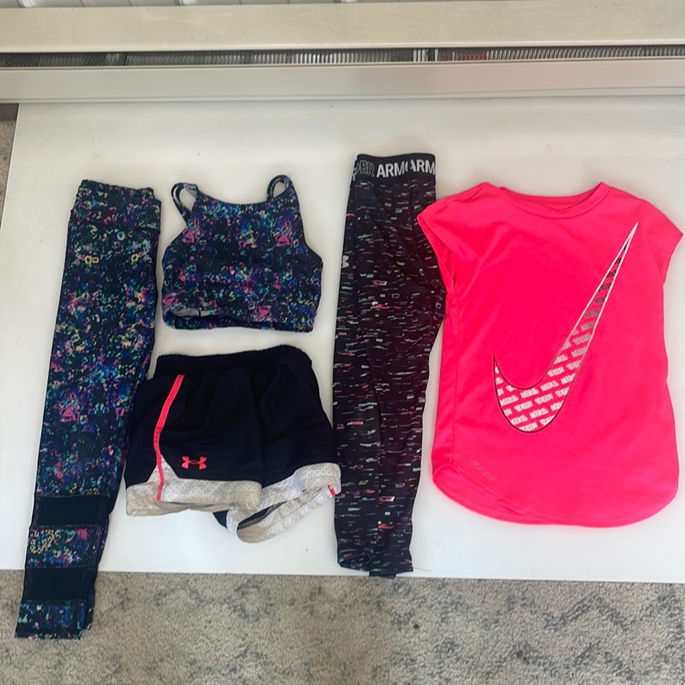 Active wear lot multi color 1 pair of shorts, 2 pairs of leggings, one shirt,bra